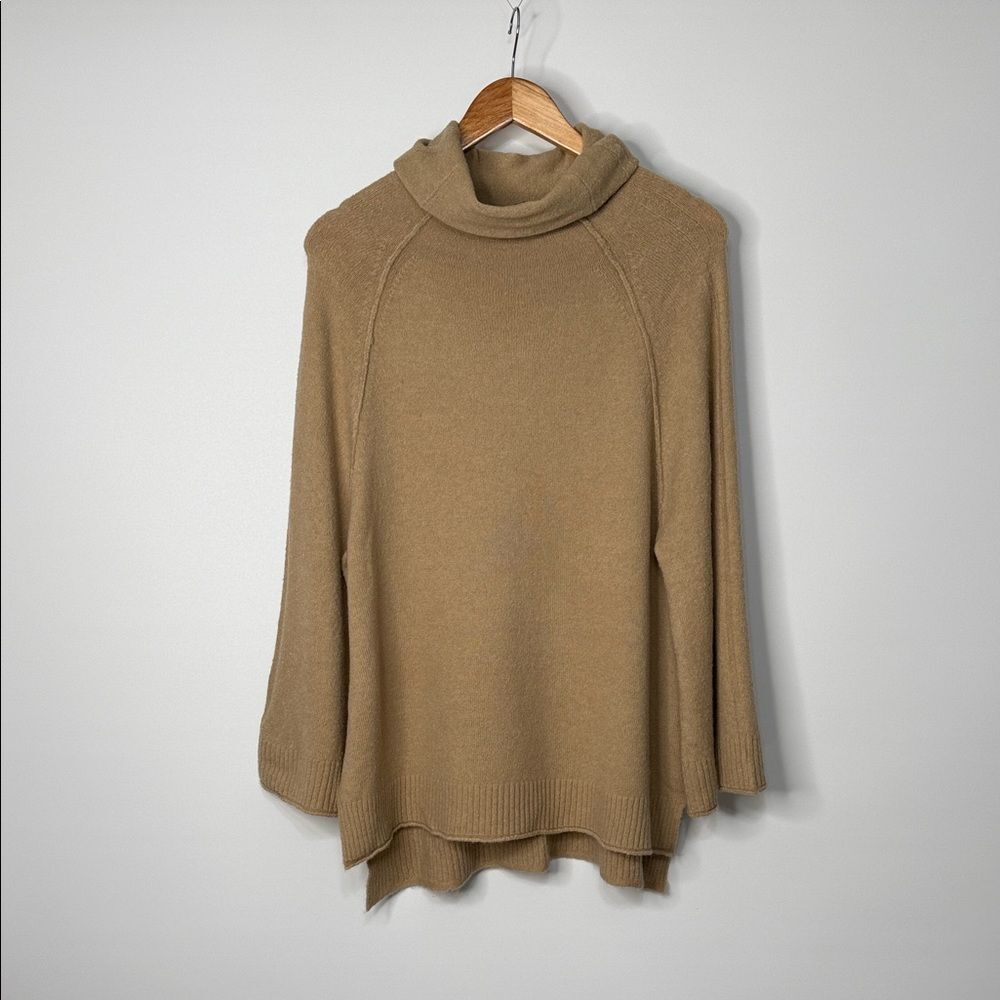 Michael Stars Tan Turtleneck Bell Sleeve Sweater Size Small
